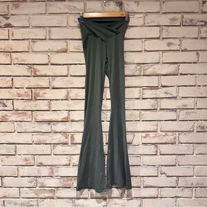 Aerie Offline Green High-Rise Flare Crossover Leggings